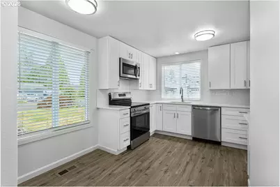 1602 NE Centurion Pl, Gresham, OR 97030 - Photo 20