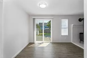 1602 NE Centurion Pl, Gresham, OR 97030 - Photo 8