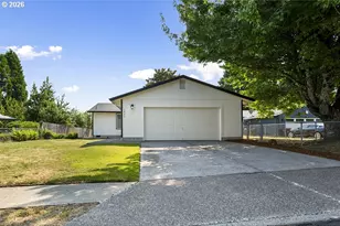 1602 NE Centurion Pl, Gresham, OR 97030 - Photo 2