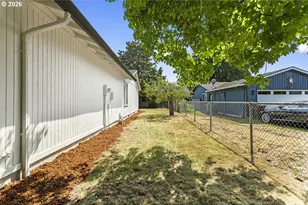 1602 NE Centurion Pl, Gresham, OR 97030 - Photo 40