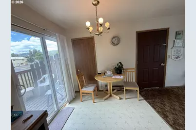 171 N 15th Ave, Elgin, OR 97827 - Photo 6