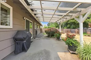 1745 NW 7th Pl, Gresham, OR 97030 - Photo 30