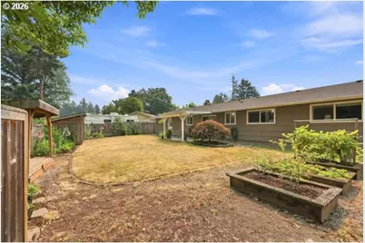 1745 NW 7th Pl, Gresham, OR 97030 - Photo 6
