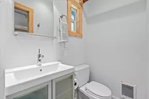 7720 S Macadam Ave, Portland, OR 97219 - Photo 24