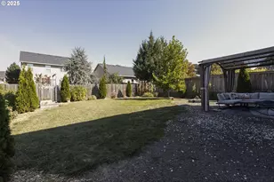 1026 E 15th St, Lafayette, OR 97127 - Photo 24