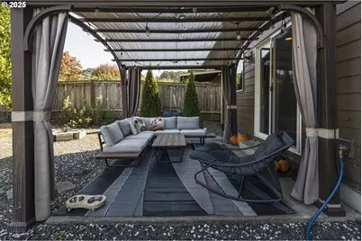 1026 E 15th St, Lafayette, OR 97127 - Photo 22