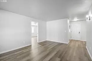 2713 E Walnut Ave, Newberg, OR 97132 - Photo 18