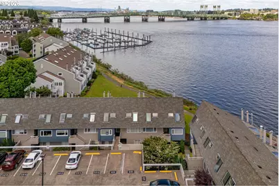 113 N Hayden Bay Dr, Portland, OR 97217 - Photo 36