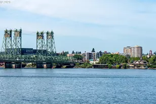 113 N Hayden Bay Dr, Portland, OR 97217 - Photo 28