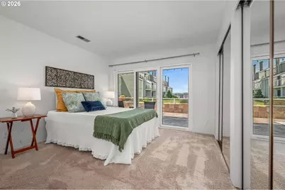 113 N Hayden Bay Dr, Portland, OR 97217 - Photo 16