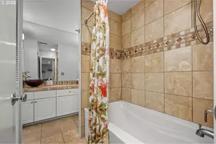 113 N Hayden Bay Dr, Portland, OR 97217 - Photo 18
