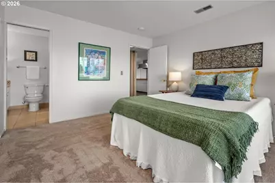 113 N Hayden Bay Dr, Portland, OR 97217 - Photo 16