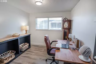 2021 Cedar Ave, Reedsport, OR 97467 - Photo 16