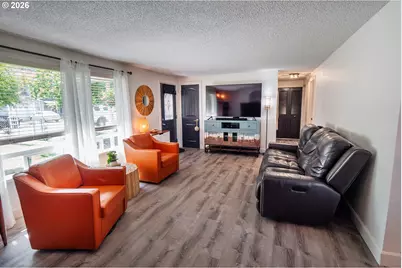 2021 Cedar Ave, Reedsport, OR 97467 - Photo 2