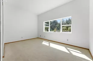 220 Flake St, Port Orford, OR 97465 - Photo 20