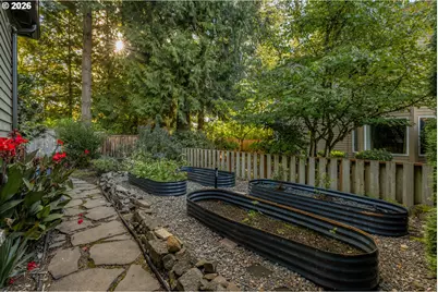 4414 SW Eleanor Ln, Portland, OR 97221 - Photo 46