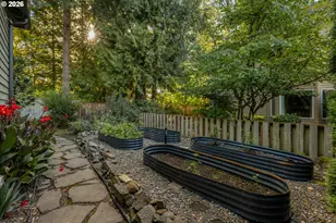 4414 SW Eleanor Ln, Portland, OR 97221 - Photo 46