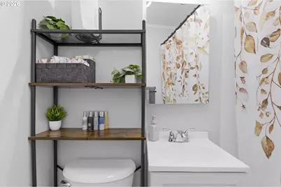 3090 D St NE, Salem, OR 97301 - Photo 22