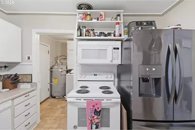 3090 D St NE, Salem, OR 97301 - Photo 14