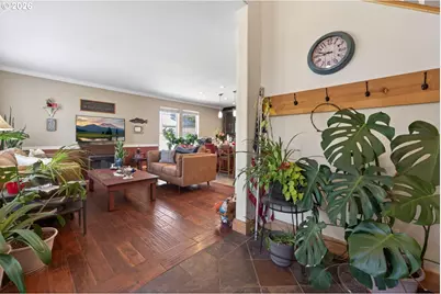 538 N Tam Rim Dr, Sisters, OR 97759 - Photo 8