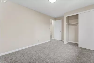 19921 SW Meadowbrook Ct, Beaverton, OR 97078 - Photo 30