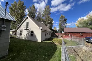 108/110 Park Ave, Seneca, OR 97873 - Photo 2