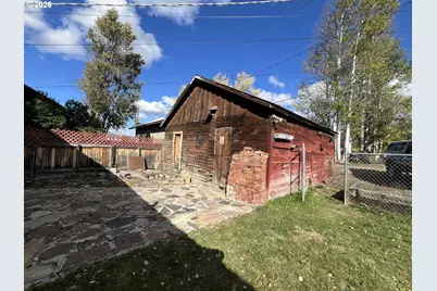 108/110 Park Ave, Seneca, OR 97873 - Photo 6