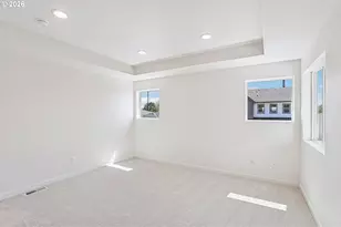 712 Magnolia Ave, Woodburn, OR 97071 - Photo 16