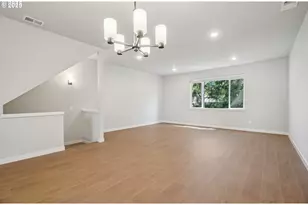 21196 SW Ortiz Ln, Beaverton, OR 97003 - Photo 14