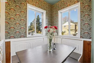 9328 SE Glenwood St, Portland, OR 97266 - Photo 14