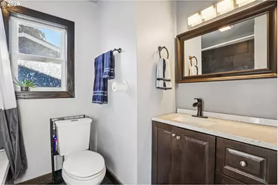 9328 SE Glenwood St, Portland, OR 97266 - Photo 20