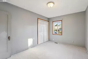 9328 SE Glenwood St, Portland, OR 97266 - Photo 16