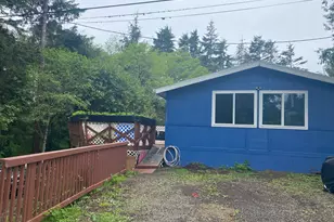 401 SE Surf Ave, Lincoln City, OR 97367 - Photo 4