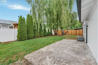 5465 Red Leaf Dr, Salem, OR 97306 - Photo 22