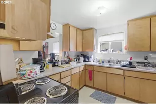 1044 23rd Ave, Sweet Home, OR 97386 - Photo 10