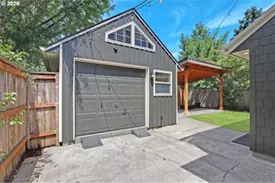 3335 NE Holladay St, Portland, OR 97232 - Photo 38
