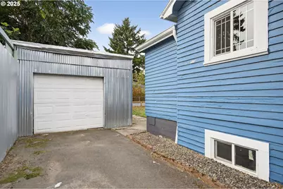 6415 SE 93rd Ave, Portland, OR 97266 - Photo 46