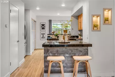 6836 N Pittsburg Ave, Portland, OR 97203 - Photo 12