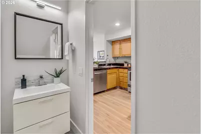 6836 N Pittsburg Ave, Portland, OR 97203 - Photo 18