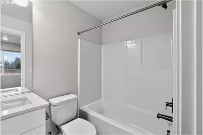 7527 NW Eleanor Ave, Portland, OR 97229 - Photo 12