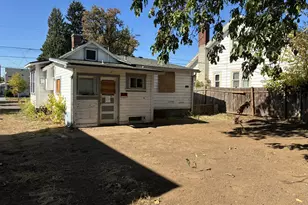 6416 N Omaha Ave, Portland, OR 97217 - Photo 6