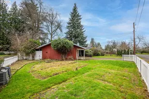 2453 Pioneer Pike, Eugene, OR 97401 - Photo 36