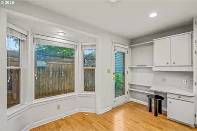 2453 Pioneer Pike, Eugene, OR 97401 - Photo 16