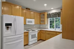 5096 Woodlake Way, Florence, OR 97439 - Photo 10