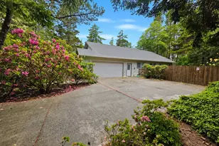 5096 Woodlake Way, Florence, OR 97439 - Photo 2