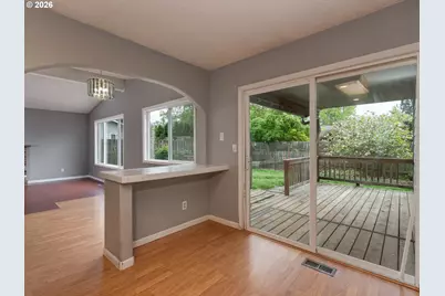 2024 NE Poynter St, Hillsboro, OR 97124 - Photo 14