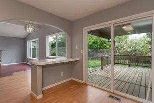 2024 NE Poynter St, Hillsboro, OR 97124 - Photo 14