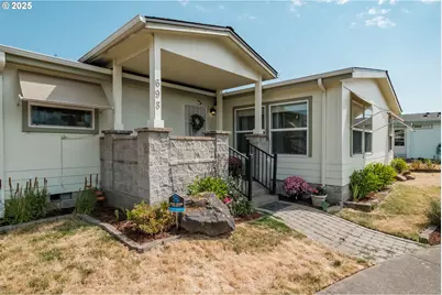 698 Royalty Cir, Salem, OR 97301 - Photo 30