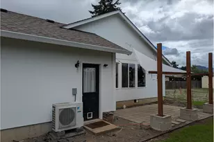 445 Scott Ave, Creswell, OR 97426 - Photo 6