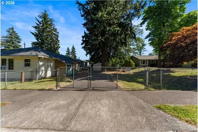 2309 SE 135th Ave, Portland, OR 97233 - Photo 34